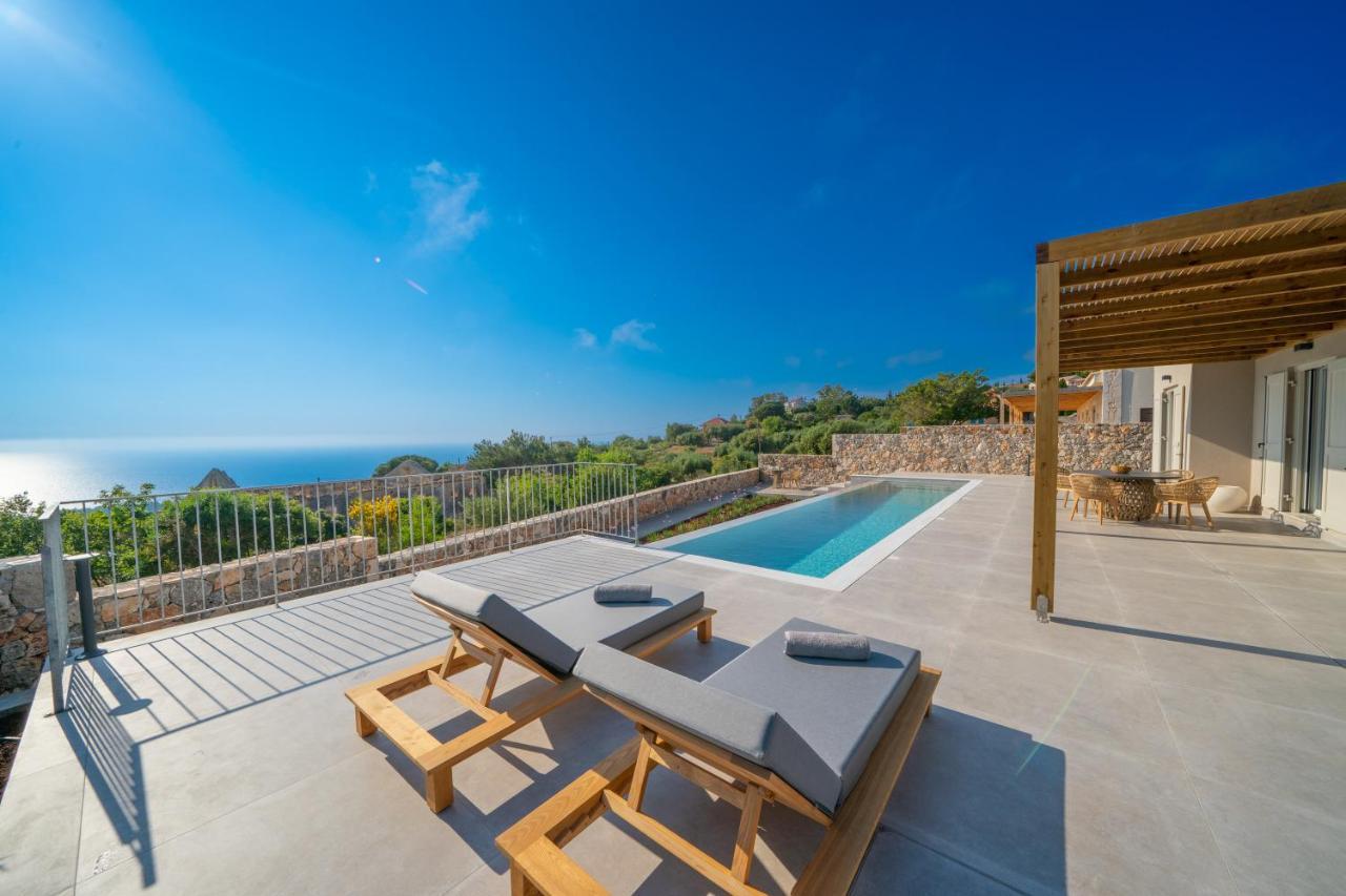 Summer Breeze Villa Tzamarelata Buitenkant foto