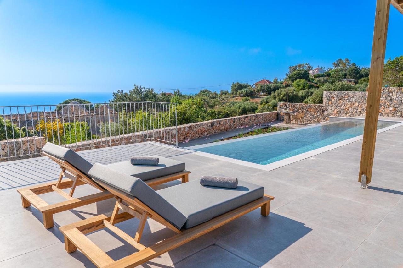 Summer Breeze Villa Tzamarelata Buitenkant foto