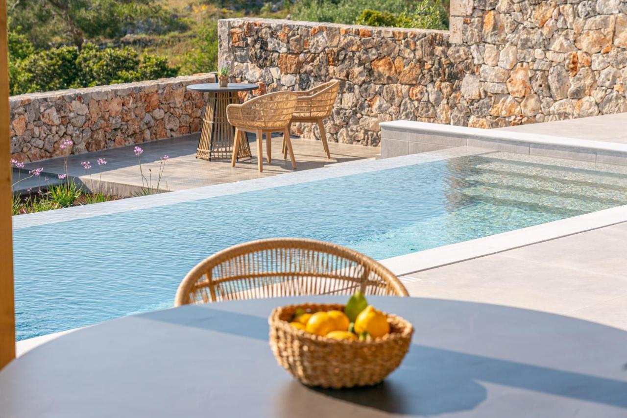 Summer Breeze Villa Tzamarelata Buitenkant foto